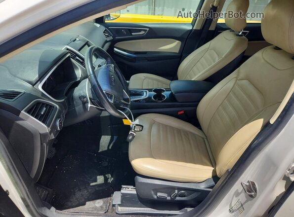2FMPK3J98JBB25430 2018 FORD EDGE Cream Widok wnętrza z przodu