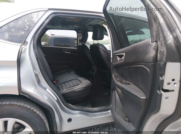 2FMPK3J98LBA57424 2020 FORD EDGE Silver Widok naklejki z numerem VIN