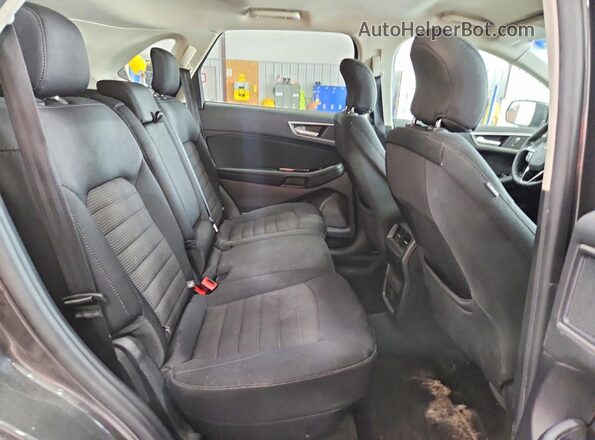 2FMPK3J99JBC44975 2018 FORD EDGE Gray Widok tylnych siedzeń