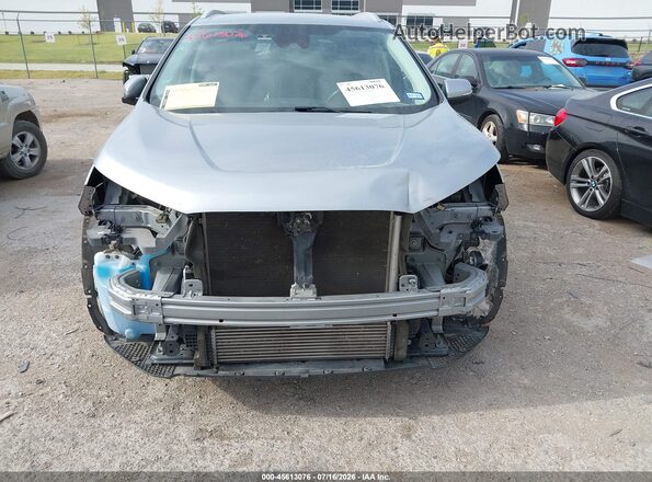 2FMPK3J9XLBA77884 2020 FORD EDGE Silver Widok wnętrza z tyłu