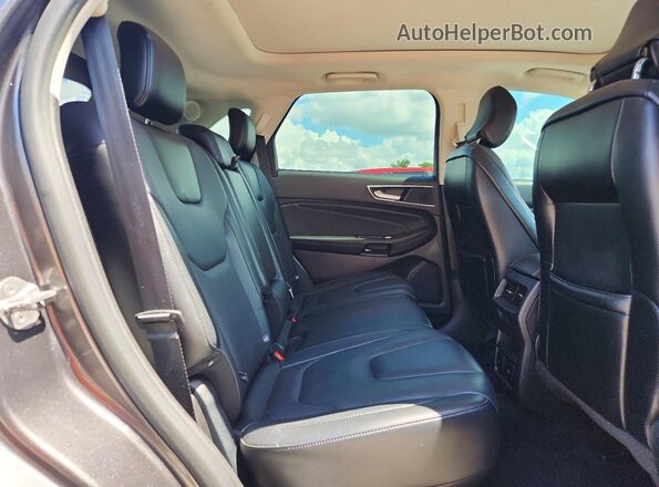 2FMPK3K82GBC33802 2016 FORD EDGE Gray Vista interior trasera