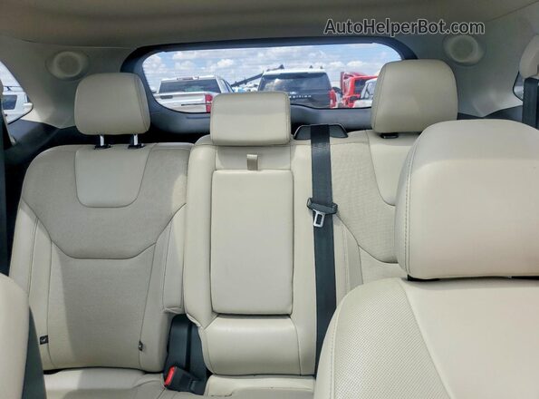 2FMPK3K85JBC51993 2018 FORD EDGE Blue Widok tylnych siedzeń