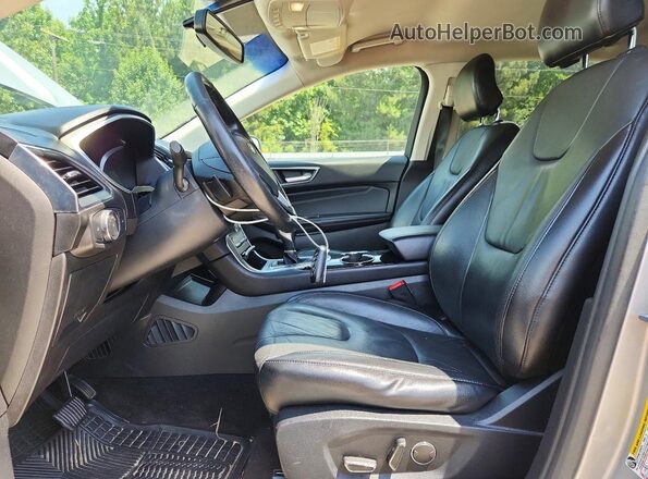 2FMPK3K90JBB08166 2018 FORD EDGE Silver Вид салону спереду