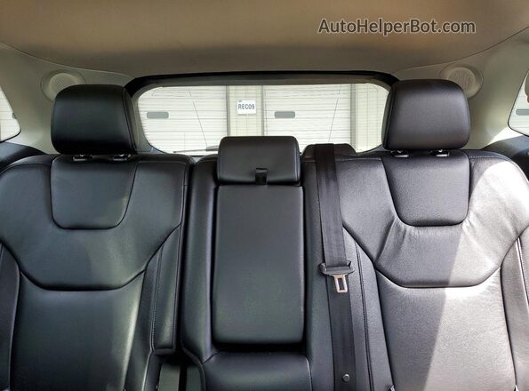 2FMPK3K90LBA30524 2020 FORD EDGE Silver Вид задніх сидінь