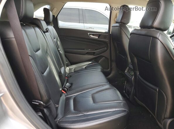 2FMPK3K90LBA30524 2020 FORD EDGE Silver Вид задньої частини салону