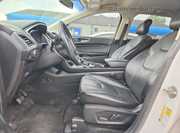 2FMPK3K98HBB68593 2017 FORD EDGE White Widok wnętrza z przodu