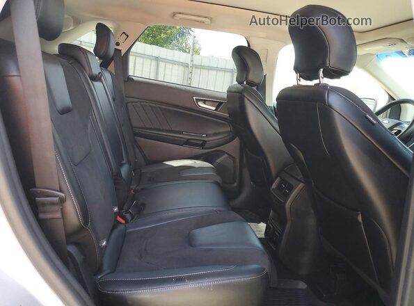 2FMPK4AP0HBB43998 2017 FORD EDGE Silver Вид задньої частини салону