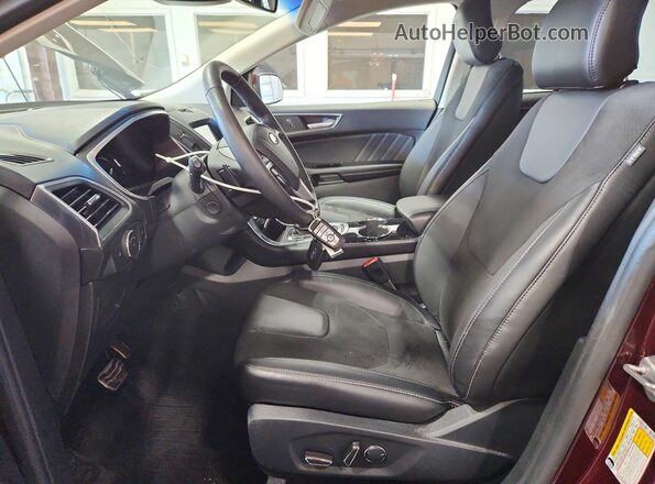 2FMPK4AP2HBC02632 2017 FORD EDGE Бордовый Вид салона спереди