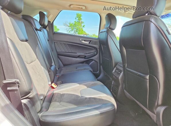 2FMPK4AP2HBC60272 2017 FORD EDGE White Vista interior trasera