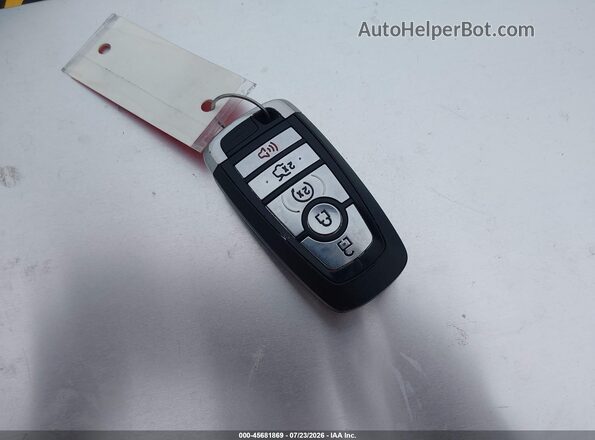 2FMPK4AP3KBB85878 2019 FORD EDGE Blue Widok deski rozdzielczej