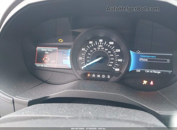 2FMPK4G93RBB27014 2024 FORD EDGE White Widok tylnych siedzeń