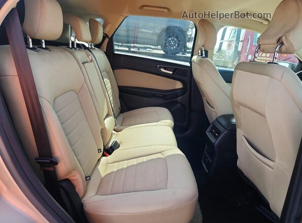 2FMPK4G94HBC41408 2017 FORD EDGE Gold Widok wnętrza z tyłu