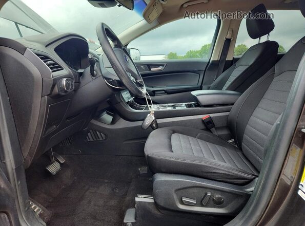 2FMPK4G97LBA11855 2020 FORD EDGE Gray Widok wnętrza z przodu