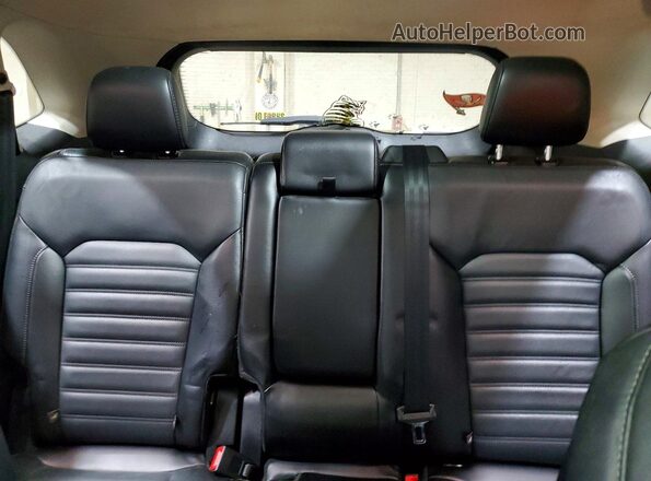 2FMPK4J83GBC64905 2016 FORD EDGE Black Rear seats view