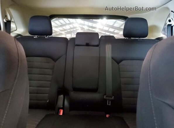 2FMPK4J8XHBB22813 2017 FORD EDGE Silver Հետևի նստատեղերի տեսք