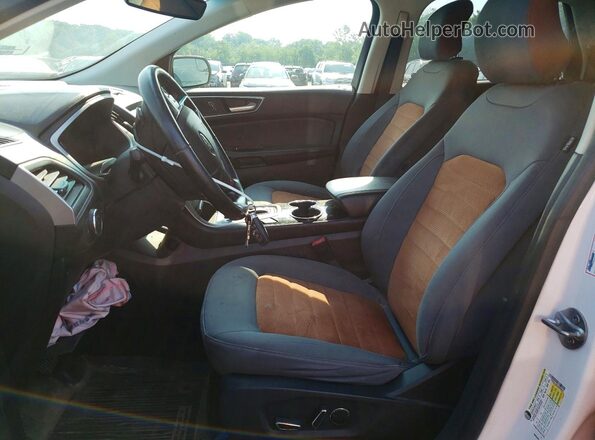 2FMPK4J90JBB08837 2018 FORD EDGE White Front interior view