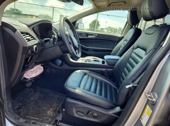 2FMPK4J90RBA25825 2024 FORD EDGE Silver Front interior view