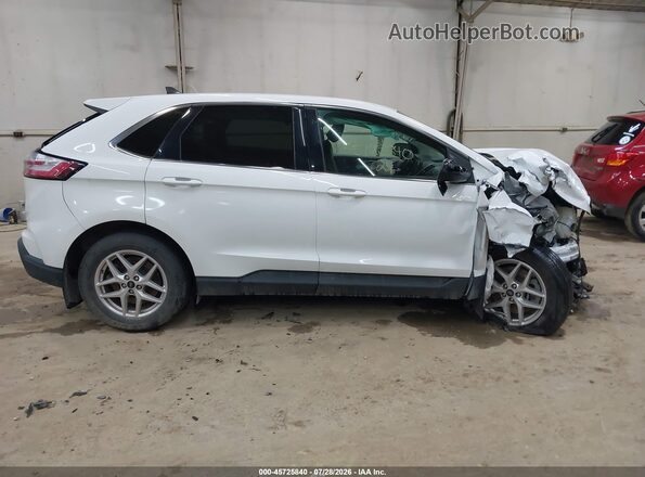 2FMPK4J90RBA37215 2024 FORD EDGE White Vista interior trasera