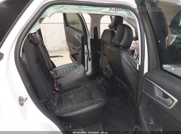 2FMPK4J90RBA37215 2024 FORD EDGE White Vista de la etiqueta del VIN