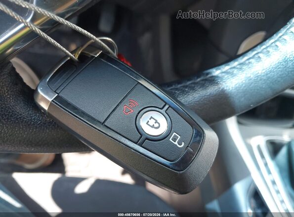 2FMPK4J91JBB78413 2018 FORD EDGE Серебряный Вид панели приборов
