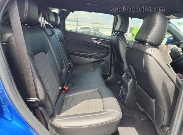 2FMPK4J91NBA19171 2022 FORD EDGE Blue Widok wnętrza z tyłu