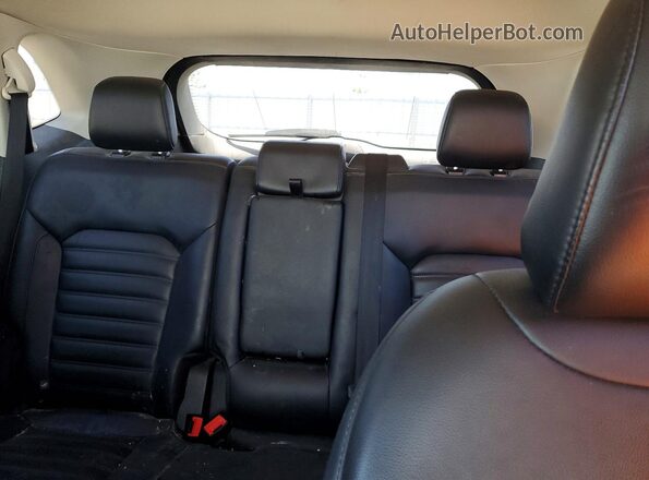 2FMPK4J91NBB04396 2022 FORD EDGE Silver Vista de los asientos traseros