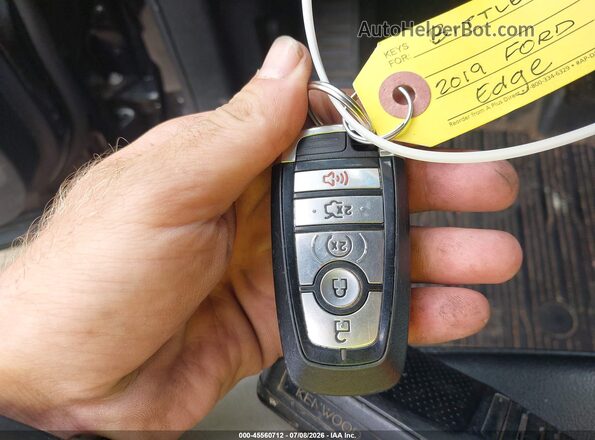 2FMPK4J92KBC71491 2019 FORD EDGE Черный Вид панели приборов