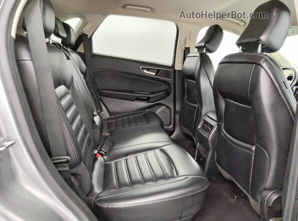 2FMPK4J92PBA31767 2023 FORD EDGE Gray Widok wnętrza z tyłu
