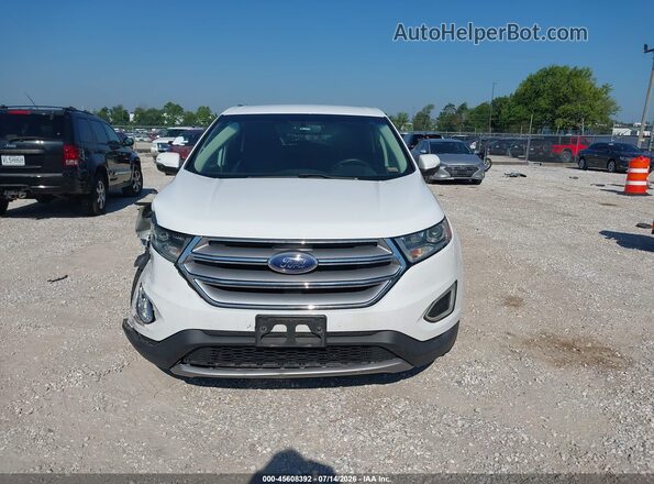2FMPK4J93HBB58710 2017 FORD EDGE White Вид задньої частини салону