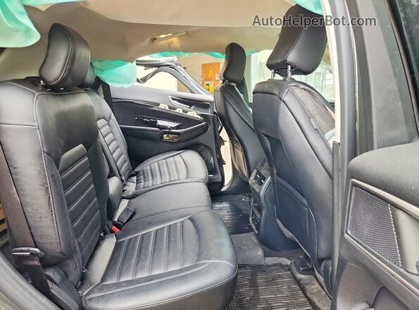 2FMPK4J93NBA80361 2022 FORD EDGE Green Rear interior view