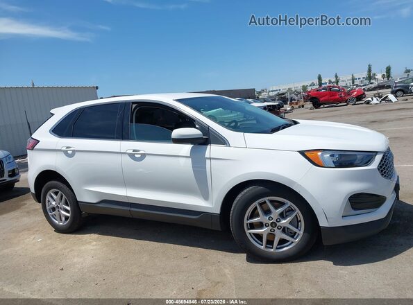 2FMPK4J93RBA51870 2024 FORD EDGE White Vista interior trasera