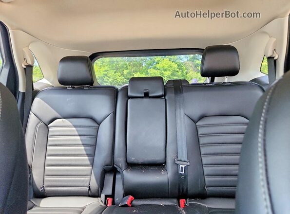 2FMPK4J95NBA12059 2022 FORD EDGE Red უკანა სავარძლების ხედი