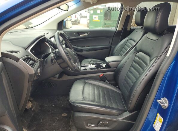 2FMPK4J96JBB57637 2018 FORD EDGE Синий Вид салона спереди