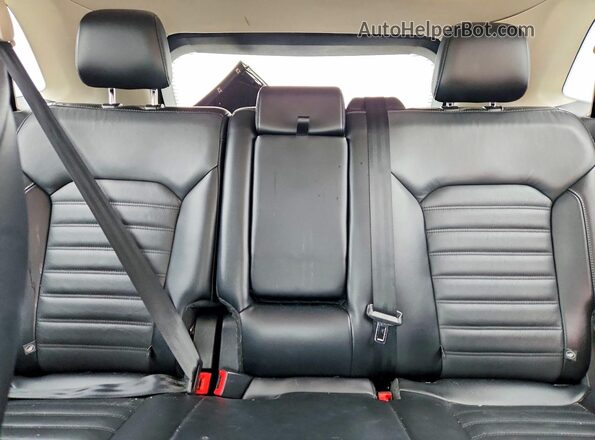 2FMPK4J96JBC46673 2018 FORD EDGE Черный Вид задних сидений