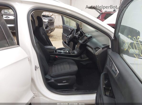 2FMPK4J96KBC45363 2019 FORD EDGE White Front interior view
