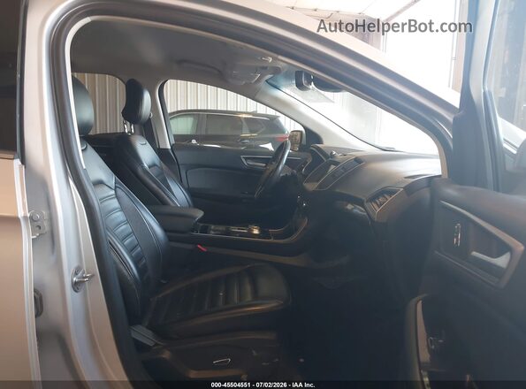 2FMPK4J96KBC60770 2019 FORD EDGE Silver Вид салону спереду