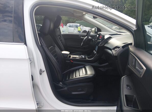 2FMPK4J96NBA94657 2022 FORD EDGE Белый Вид салона спереди