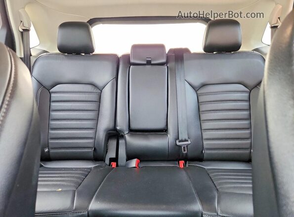 2FMPK4J97HBC01039 2017 FORD EDGE Silver Rear seats view