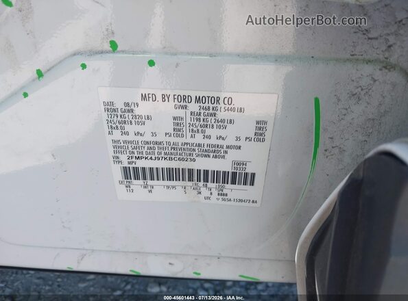 2FMPK4J97KBC60230 2019 FORD EDGE White Vista del compartimento del motor