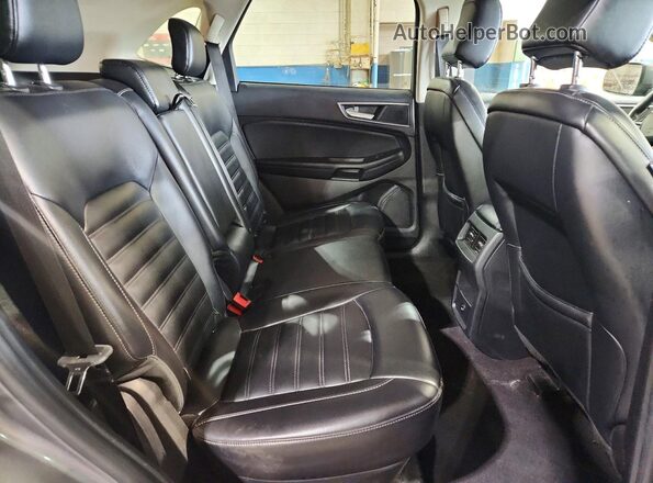2FMPK4J97NBA94425 2022 FORD EDGE Gray Widok wnętrza z tyłu