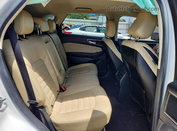 2FMPK4J98LBB25436 2020 FORD EDGE White Вид задньої частини салону
