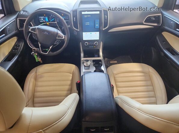 2FMPK4J98RBB03882 2024 FORD EDGE Silver Widok deski rozdzielczej
