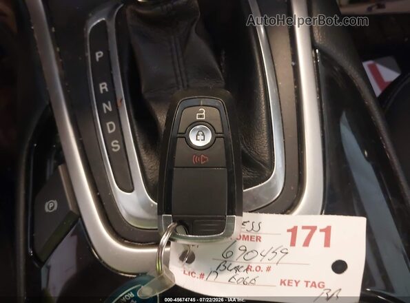 2FMPK4J99HBC01995 2017 FORD EDGE Черный Вид панели приборов