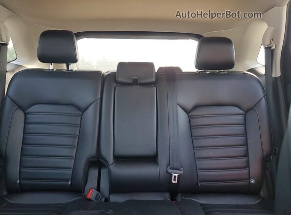 2FMPK4J99RBA98689 2024 FORD EDGE Silver Vista de los asientos traseros