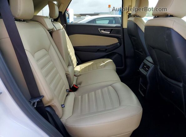 2FMPK4J99RBA98742 2024 FORD EDGE White Հետևի նստատեղերի տեսք