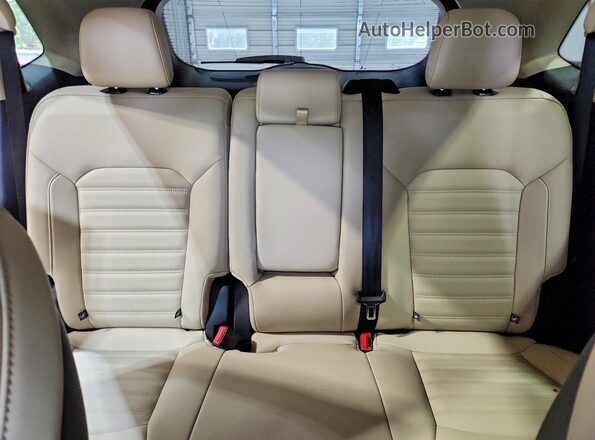 2FMPK4J9XLBA88082 2020 FORD EDGE Silver Հետևի նստատեղերի տեսք