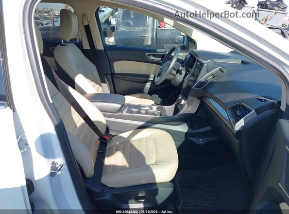 2FMPK4J9XNBA65162 2022 FORD EDGE White Вид салону спереду