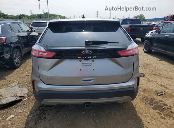 2FMPK4J9XRBA90469 2024 FORD EDGE Silver Հետևի տեսք