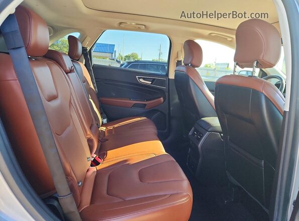 2FMPK4K82HBB64715 2017 FORD EDGE Silver Вид задньої частини салону