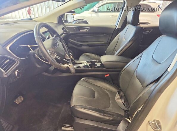 2FMPK4K84JBC19056 2018 FORD EDGE White Widok wnętrza z przodu